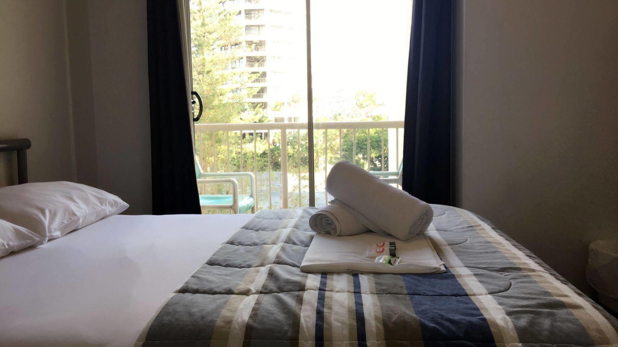 Gold Coast Hostel Exterior photo